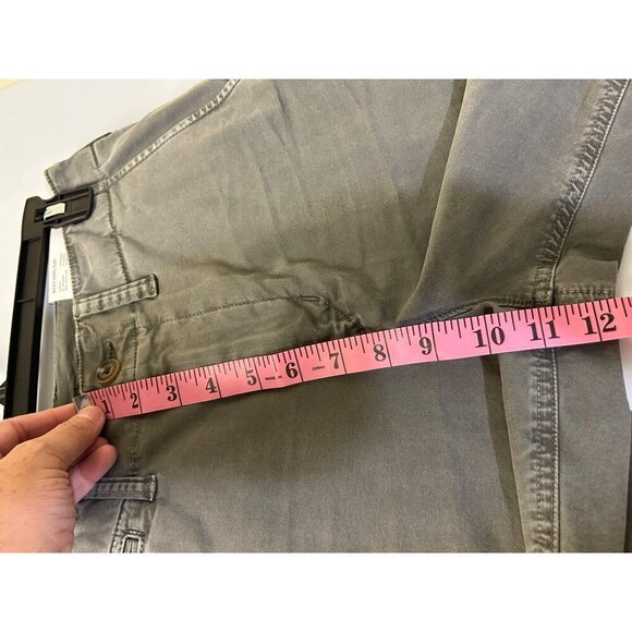 American Eagle Men's Bermuda shorts Sz 28 Green Flat front chino shorts - Picture 8 of 10